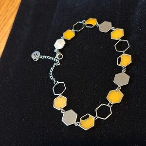NWT  Honeycomb Yellow and Silver Bracelet/Anklet